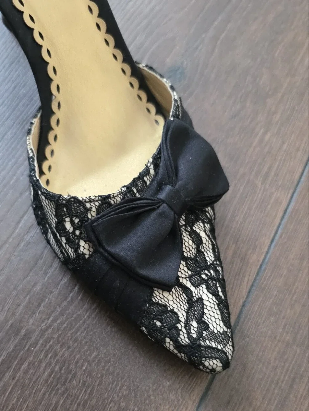 Jacqueline Ferrar refined black